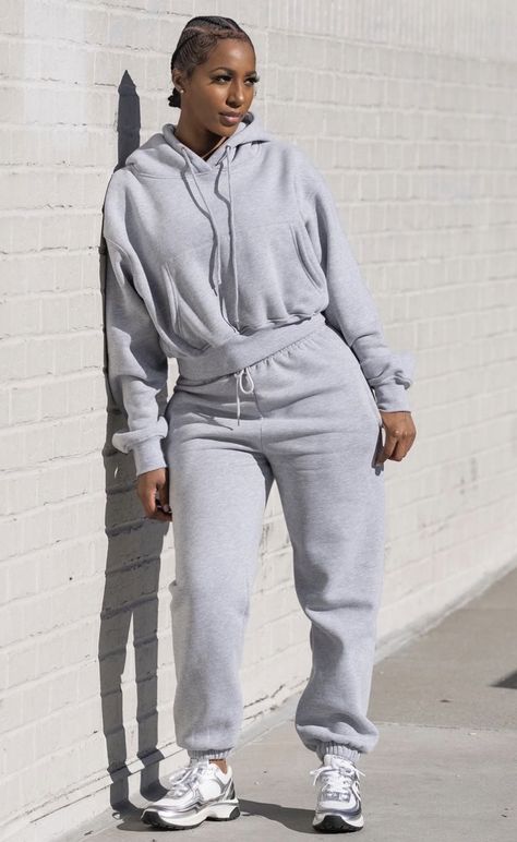 Sweatpants And Hoodie, Fashion Minimal, Sweatpants Outfit, Fashion And Style, Matching Sets, Hoodies Womens, Sweatpants, Grey, Tracksuit Bottoms