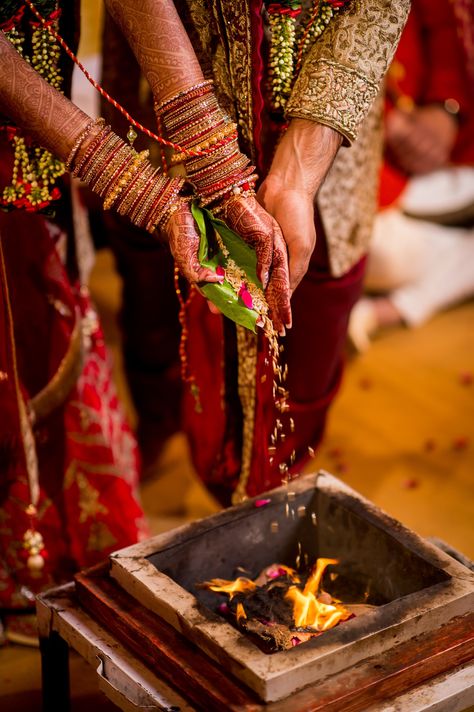 5-Day Traditional Indian Wedding Celebration #indianweddingphotography #IndianWeddingIdeas भारतीय दुल्हन संबंधी, Indian Wedding Pictures, Indian Wedding Poses, Indian Marriage, Marriage Photography, Indian Wedding Photography Couples, Indian Wedding Couple Photography, Indian Wedding Couple, Wedding Photoshoot Poses