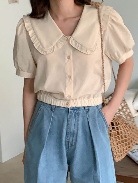 Short Sleeves Outfit, Peter Pan Collar Pattern, Short Puff Sleeve Blouse, Sleeves Outfit, Statement Collar, Short Puff Sleeve, Funky Outfits, Balloon Sleeve Blouse, Plain Shirt