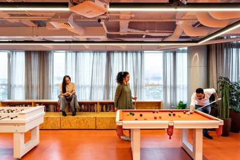 Indoor Games Room, Office Wellness, Wellness Room, Corporate Interior Design, Leisure Space, Co Living, Rest Area, Corporate Interiors, Office Workstations