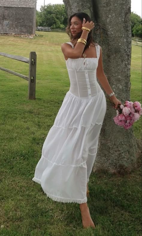 Long Dresses Aesthetic Vintage, Pretty Gown Aesthetic, Latina Aesthetic Outfit Dress, Simple White Sundress, White Sun Dress Aesthetic, White Milk Maid Dress, Cottage Outfit Summer Casual, Latina Fashion Outfits Summer Dresses, Cute White Sundress