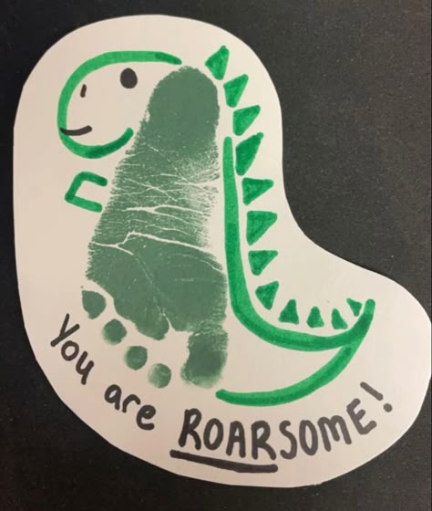 Nicu Crafts, Baby Art Crafts, Infant Art, Dinosaurs Preschool, Infant Room, Footprint Crafts, Baby Art Projects, Toddler Arts And Crafts, Dinosaur Activities