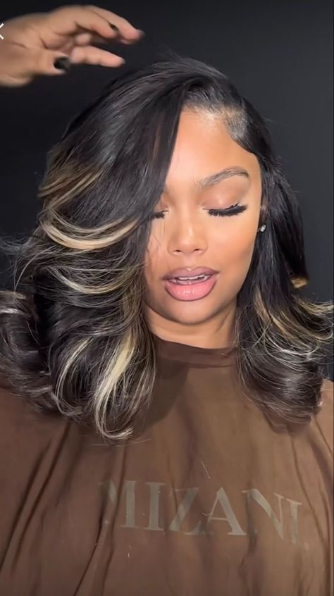 Shoulder Length Lace Wig, Long Bob Black Hairstyles, Long Bob Hairstyle Black Women, Midi Hairstyle Women, Cocoa Highlights On Dark Hair, Side Part Wig Shoulder Length, Color Bundles Sew In, Side Part Sew In With Leave Out Short, Hair Extensions For Short Hair Styles