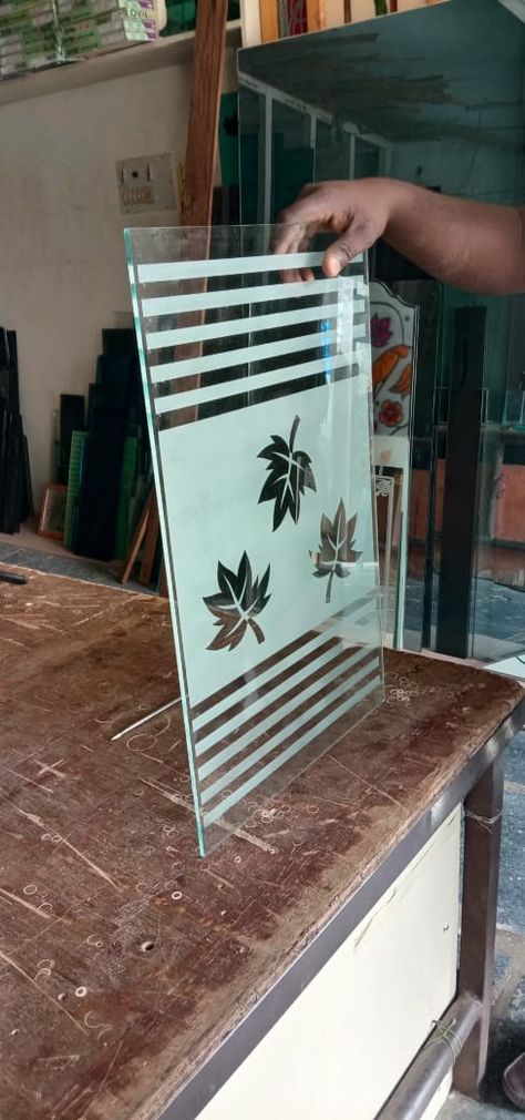 Etched Glass Door Front Entry, Itching Design, Window Glass Etching Designs, Etching Glass Design For Balcony, Reling Design, Jali Door, Main Door Design Photos, Wooden Window Design, Glass Partition Designs