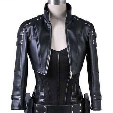 7bb060764a818184ebb1cc0d43d382aadesc43160476ri Lance Cosplay, Biker Jacket Style, Spy Outfit, Sara Lance, Gothic Jackets, Badass Outfit, Bolero Shrug, Cropped Leather Jacket, Black Canary