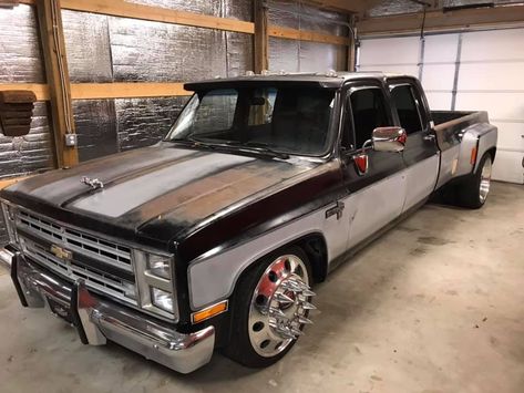 Square Body Chevy, Chevy Dually, 1959 Chevy Truck, Chevy Trucks Silverado, Customised Trucks, Dropped Trucks, Dually Trucks, Lowered Trucks, C10 Chevy Truck