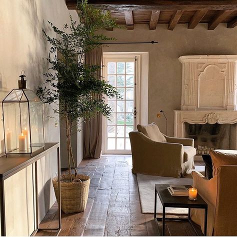 Belgian Decor, Melissa Penfold, Rustic Luxe, Casa Country, Design Del Prodotto, Interior Inspo, Home Fashion, Sitting Room, House Inspo