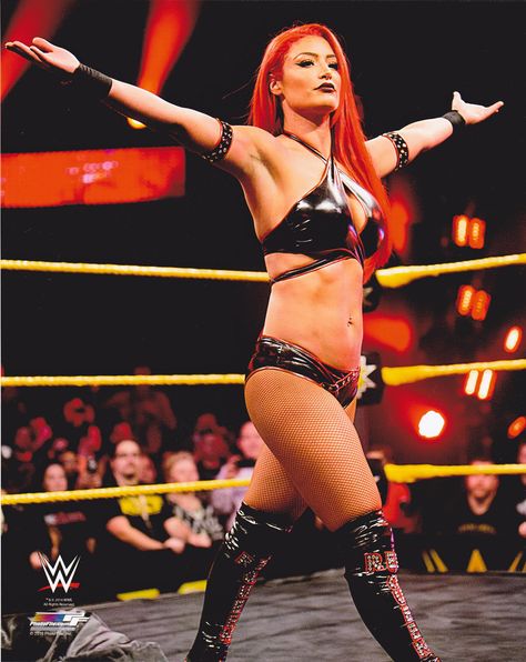 Eva Marie Natalie Eva Marie, Nikki And Brie Bella, Wwe Women's Division, Belly Button Piercings, Natalie Marie, Wrestling Gear, Aj Lee, Eva Marie, Brie Bella