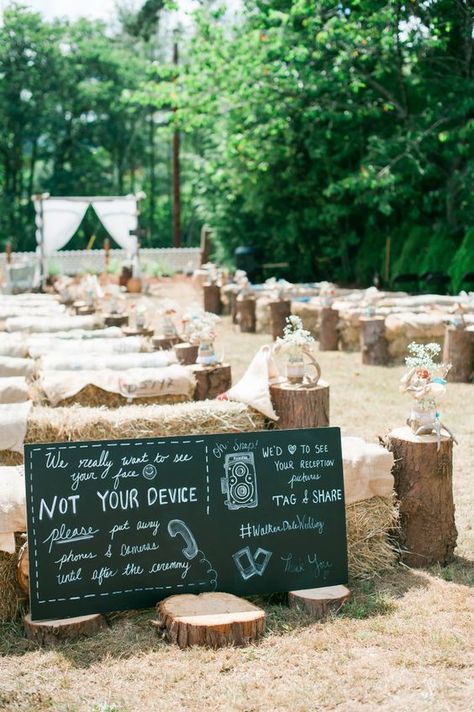 True country fishing themed Tillamook Oregon wedding with paper flowers, hay bale seating, tree stump aisle Hay Bale Wedding Decorations, Hay Bale Wedding, Country Wedding Ceremony, Romantic Backyard, Rustic Outdoor Wedding, Ceremony Seating, Hay Bales, Outdoor Wedding Decorations, Rustic Country Wedding