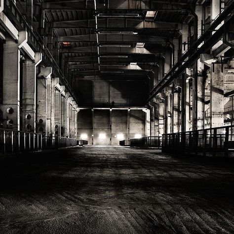 Berlin Techno Museum Opening in Former Power Plant Berlin Club, Berlin Techno, Rave Aesthetic, Dark Visions, Brutalism Architecture, Techno Music, London Underground, Futuristic Architecture, Brutalism