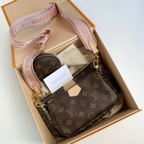 ✨ LV Multi Pochette Pouch with Chain Cross Body Bag Lv Multi Pochette, Sac Louis Vuitton, Pochette Louis Vuitton, Lv Pochette, Buy Louis Vuitton, Louis Vuitton Multi Pochette, Luxury Bags Collection, Hot Bags, Leather Pieces