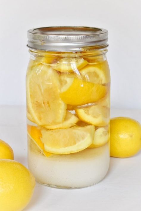 Homemade Alcohol Recipes Christmas Gifts, Lemon Moonshine Recipes, Lemon Liqueur Recipe, Lime Liqueur Recipe, Peach Liqueur Recipe, Lemon Wine Recipe, Honey Liqueur Recipe, Lemon Liquor, Leftover Lemons