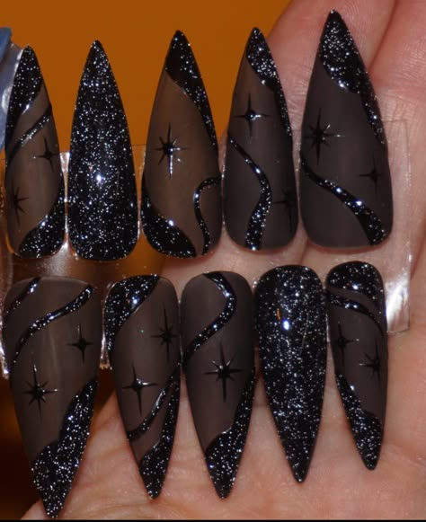 Black And Sparkle Nail Designs, New Years Goth Nails, Iron Flame Nails, Black Goth Nails Ideas, Forth Wing Nail Ideas, Spooky Winter Nails, Goth Glitter Nails, Dark Themed Nails, Goth Wedding Nails For Bride