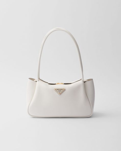 White Summer Bag, White Purse Aesthetic, Hand Bag Outfit, White Bag Aesthetic, My Wishlist Ideas, Trendy Designer Bags, White Prada Bag, White Designer Bag, Prada Purse