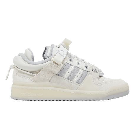 Check out the Bad Bunny x Forum Buckle Low 'Last Forum' on GOAT Adidas Forum Low Bad Bunny, Adidas Bad Bunny, Bunny Shoes, Luxury Slides, Adidas Forum Low, Forum Low, Low Air Jordan 1, Adidas Forum, Air Jordan 9