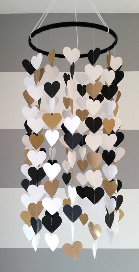 Gold Baby Room, Paper Mobile, Rustic Wedding Decorations, Gold Baby, Baby Tips, St Valentin, Baby Decor, Romantic Weddings, Baby Room Decor