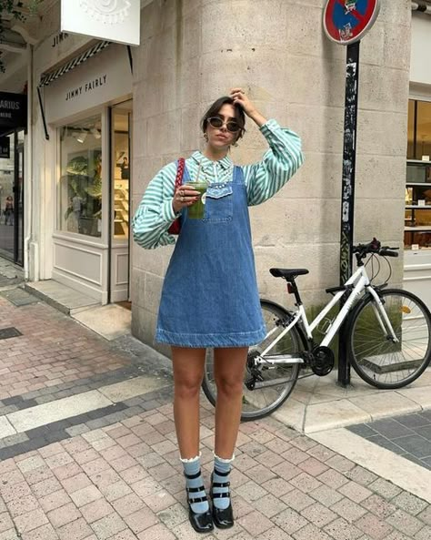 Damson Madder Outfit, Sydney Summer Outfit, Damson Madder Gilet, London April Outfit, Damson Madder Aesthetic, Layered Fashion Street Style, Hannah Townsend, Clothing Post Ideas, 2024 Fashion Week