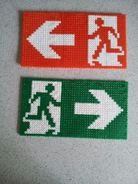 Exit Pixel Art, Pixel Art Diy Room Decor, Exit Sign Pixel Art, Hama Beads Room Decor, Perler Beads Room Decor, Pixel Art Sign, Perler Bead Signs, Perler Bead Light Switch Frames, Pearl Beads Ideas