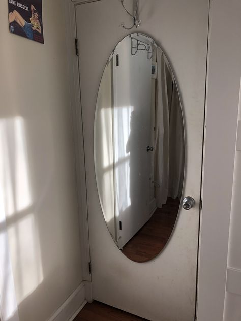 Hanging Door Mirror, Mirror Door Design, Mirror On Door, Walk Closet, Bedroom Mirror Ideas, Chris Core, L Corner, Mirror Bedroom Decor, Large Cabinets