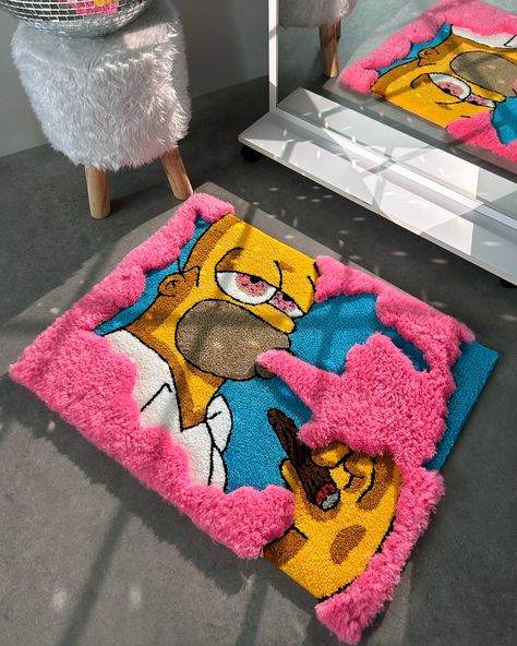 High donut 🍩💨Homer 3D rug DM to order ✨💕 Shipping worldwide 📦 . . . . #simpson #rugsarchive #homersimpson #rugdesign #homermemes #tuftinggun #tufting #rugdesigner #rugdesigns #carpetdesign #tuftdesign #simpsonsmemes #rugdesign #homeremedies #carpetcleaning #hypebeasts #luffyonepiece #rugs #simpsons #rug #carpet #anime #weave #homersimpson #fiberart #rugmaking #homer Cool Custom Rugs, Tufted Keyboard Rug, Custom Rugs Diy, Cool Rugs Living Room, Tufted Rug Design Ideas, Tafting Rugs, Tufted Rug Ideas, Custom Rugs Design, Rockstar Clothing