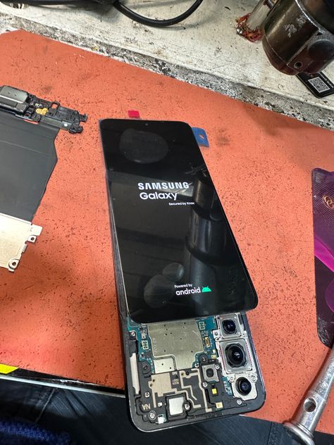 Cracked Samsung S23 Screen in Auckland? We're Your Solution! 🛠️ 🔧 Don't let a shattered screen ruin your Samsung S23 experience! Our expert technicians in Auckland are here to restore your device to its pristine glory. ✅ Cracked display? We'll replace it with precision! ✅ Fast, reliable service right here in Auckland! ✅ Say goodbye to screen issues and hello to a crystal-clear view! 👉 Your Samsung S23 deserves the best care. Contact us today to schedule your screen repair and get back to enj Broken Iphone Screen, Study Snaps Ideas, Mobile Repairing, Iphone Screen Repair, Broken Phone, Phones For Sale, Broken Screen, Iphone Repair, Cell Phone Repair