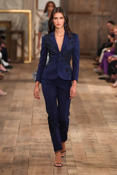 Ralph Lauren Runway 2024, Ralph Lauren Spring Summer 2024, Ralph Lauren 2024 Women, Ralph Lauren Spring 2024, Ralph Lauren 2024, Ralph Lauren Style Classy, Ralph Lauren Fashion Show, Ralph Lauren Runway, Mother Of The Bride Fashion