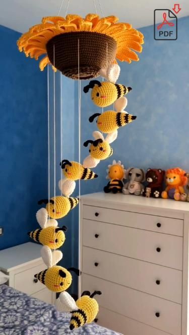 Crochet PATTERN Mobile Bee for kids Room Crochet Baby Shrug, Bees For Kids, Crochet Baby Mobiles, Crochet Mobile, Easy Crochet Animals, Crochet Bee, Crochet Design Pattern, Crochet Home Decor, Fun Crochet Projects