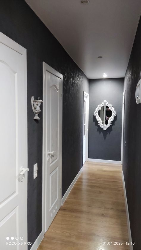 Grey Walls With Black Trim, Walls With Black Trim, Black Trim Interior, Corridor Ideas, Interior Door Colors, Narrow Hallways, Hallway Designs, Master Room, Black Room