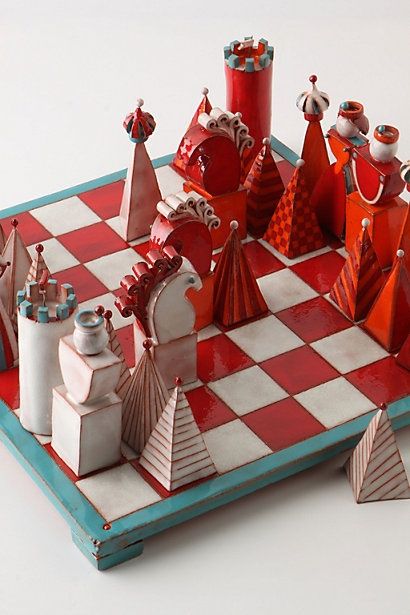 Pottery Games, Chess Design, Chess Set Unique, Chess Boards, Check Mate, Kings Game, Keramik Design, Chess Sets, Wooden Chess