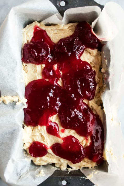 Strawberry Jam Coffee Cake. A decadent strawberry jam coffee cake just in time for Mother’s Day! Layers of tender cake, sweet jam, and buttery streusel. This cake is rich and definitely not lacking in streusel. Best breakfast recipe for a sweet treat. - The Original Dish, www.theoriginaldish.com Strawberry Jam Coffee Cake, Jam Loaf Cake, Recipes That Use Jam, Strawberry Jam Dessert Recipes, Baking With Jam, Desserts With Strawberry Jam, Recipes With Strawberry Jam, Jam Coffee Cake, Strawberry Jam Bread