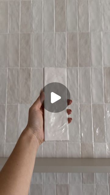 Montauk Tile Bathroom, Organic Subway Tile Backsplash, Artisan White Tile Bathroom, Kitchen Tile And Backsplash Ideas, Linear Backsplash Kitchen, Look Bianco Tile, White Glazed Tile Bathroom, Verticle Tile Kitchen, Mixing Matte And Glossy Tile