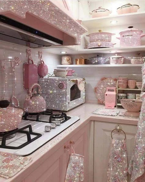 Haidar Ali, Cocina Shabby Chic, Pink Rooms, Pink Stuff, Pastel Pink Aesthetic, Pink Kitchen, Pink Girly Things, Benefit Cosmetics, Pink Room