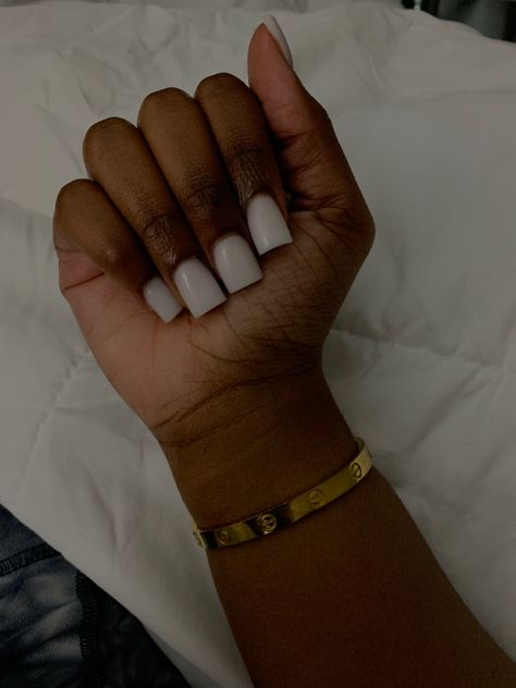 Powder White Acrylic Nails, Short Solid Color Acrylic Nails, Short Acrylic Nails Solid Color, Powder White Nails, Shirt White Nails, Short White Nails Acrylic, Solid White Nails, White Shirt Nails, White Powder Nails