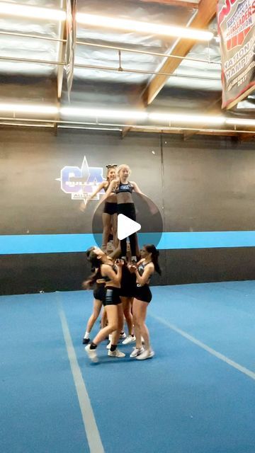 𝑶𝒏𝒕𝒂𝒓𝒊𝒐 𝑷𝑹𝑬𝑷 on Instagram: "Blackout putting in work!! Regional we’re coming for ya!!!   #summit #regionalsummit #d1 #cheer #cheerleader #cheerlife #pyramid #stunting #prep #cheerprep #stunts" Level 1 Pyramid Cheer, 7 Person Cheer Stunts, Level 2 Cheer, Level 1 Cheer Stunts, Youth Cheer Stunts, Cheer Stunts For Little Kids, Easy Cheerleading Stunts, Cheer Pyramids, Cool Cheer Stunts