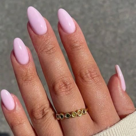 Acrylic Almond Shaped Nails Nails Almond Pink, Almond Nails Pink, Summer Nails Almond, Pink Gloss, Pink Chrome Nails, Baby Pink Nails, Rose Makeup, Light Pink Nails, Summery Nails