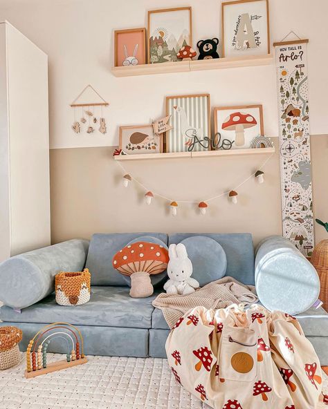 EASY WAYS TO ADD CHARACTER TO A KID'S ROOM - Kids Interiors Small Snug Playroom Ideas, Trofast Craft Storage, Scandi Kids Bedroom, Ikea Trofast Playroom, Kidsroom Ikea, Scandi Playroom, Trofast Playroom, Downstairs Playroom, Ikea Trofast Hack