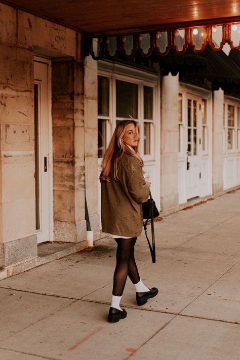 photoshoot in downtown Fayetteville, NC Walking Downtown Photoshoot, In Town Photoshoot Ideas, Fall Downtown Photoshoot, In Town Photoshoot, Old Downtown Photoshoot, Downtown Photography City Streets, Small City Photography, Senior Pictures Outfits Downtown, Cute Downtown Pics