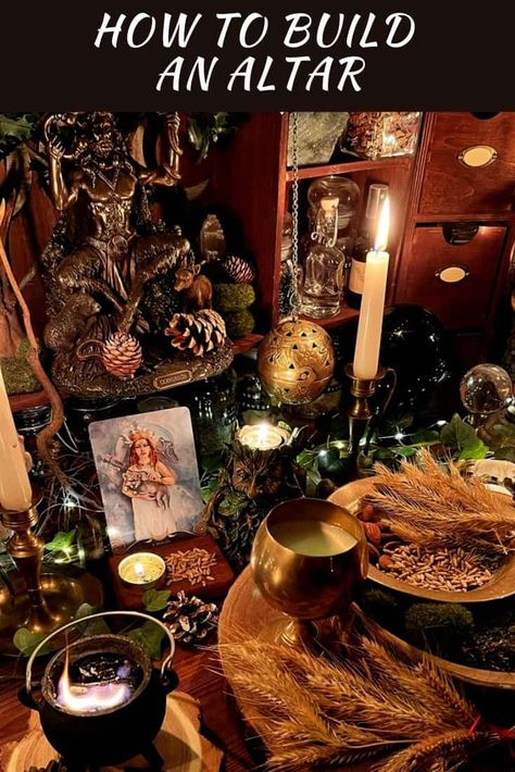 Here's your guide on how to build an altar at home to focus your spiritual practice or for witchcraft. Discover the tools you need, ideal placement, and how it can help. Altar Inspo Witchcraft, How To Create A Witch Altar, Green Witch Altar Inspiration, Diy Altar Sacred Space, Witchcraft Altar Setup, How To Build An Altar, Building An Altar, Witches Altar Setup, Altar Room Ideas