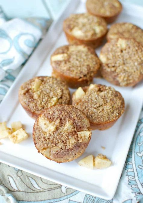 Oatmeal Overnight, Baked Apple Cinnamon, Oat Cups, Baked Egg Cups, Steel Cut Oats Recipe, Baked Apple Dessert, Delicious Oatmeal, Breakfast Oatmeal, Oatmeal Cups