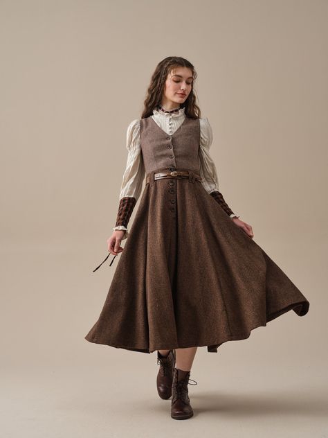 Midi wool skirt, herringbone wool skirt, vintage wool skirt, tartan skirt, winter warm skirt, winter skirt, pockets wool skirt | Linennaive Wool Skirt Outfit Winter, Medieval Skirt, Wool Skirt Outfit, Midi Wool Skirt, Warm Skirt, Herringbone Skirt, Vintage Wool Skirt, Warm Skirts, Skirt Winter