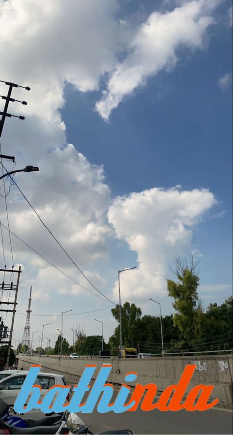 #sunshine #sunnyday #cloudysky #cloudy #aesthetic #cloudscape #cloudlover #goodvibee #bathinda #punjab #snapchat#instagram Bathinda Snap, Punjab Snapchat, Cloudy Aesthetic, Snapchat Streak, Snap Streak, Chill Photos, Snapchat Picture, New Photo Download, Snap Quotes