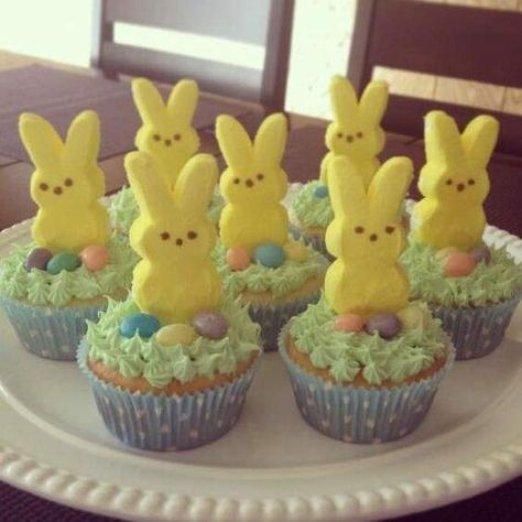 Easter Chocolate Chip Cookies, Easter Deserts, Egg Ideas, Peeps Easter, Easter Snacks, Easter Sweets, Easter Desserts Recipes, Easter Baking, Easter Goodies