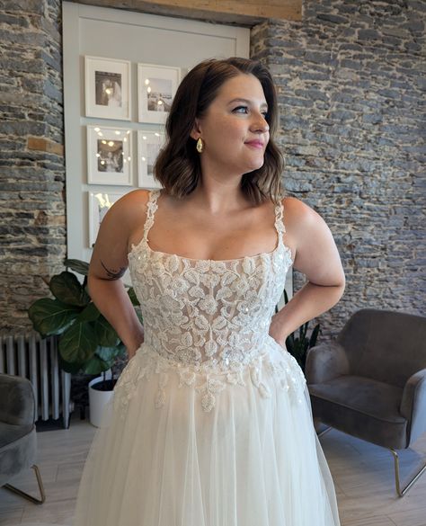 Catrina!🤍 ⁠ ⁠ This beautiful A-line wedding dress features a sheer bodice with subtle exposed boning, beaded and sequined appliques, a beautiful square neckline and v-back to finish the look. ⁠ ⁠ Do you know a bride-to-be who would adore Catrina for themselves? Send this stunner to them! ⁠ ⁠ @adorejustinalexander ⁠ ⁠ #bridetobe #putaringonit #misstomrs #weddingdress #weddingfashion #pearlweddingdresses #justinalexanderbride #alineweddingdresses #2024weddings #2025weddings #weddingdresses #bel... Wedding Dress Styles For Plus Size, Best Wedding Dress For Body Type, Corseted Wedding Dress, Wedding Dress Short Bride, Wedding Dress For Short Women Curvy, Corset A Line Wedding Dress, Wedding Dresses For Big Busts, Wedding Dress Big Bust, Wedding Dresses Short Bride