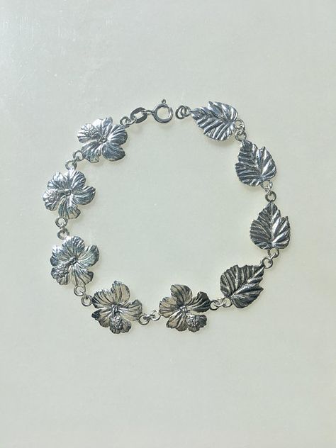 Sterling Silver Hibiscus Bracelet Hibiscus Bracelet, Expensive Stuff, Fishing Bracelet, 4 Leaves, Small Pouch, Small Pouches, Dream Jewelry, Jewelry Inspo, Free Gift Wrapping