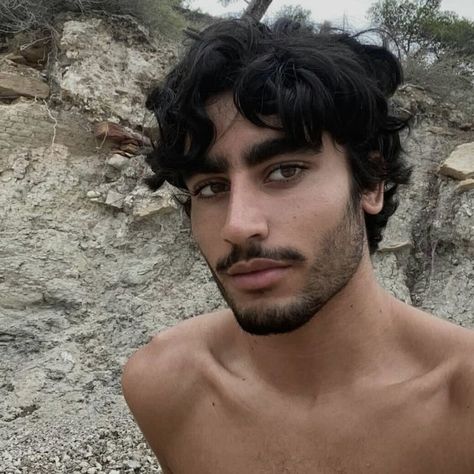 Indian Men Hair, Indian Guy Aesthetic, Indian Male Model, Middle Eastern Men, Hispanic Men, Asian Male Model, Latino Men, Arab Men, Aesthetic People