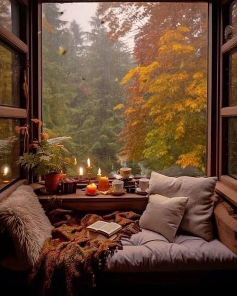 Cozy Rainy Day, Deco Boheme, Cozy Aesthetic, Fantasy House, Cozy Reading Nook, Cozy Nook, Reading Room, Autumn Cozy, Autumn Aesthetic