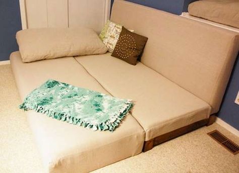 DIY convertible couch - make your own couch that converts into a pull-out bed Build Your Own Sofa, Comfy Sofa Bed, Diy Sofa Bed, Hideaway Bed, Sofa Bed For Small Spaces, Built In Couch, Murphy Bed Ikea, Murphy Bed Ideas, Beds For Small Spaces