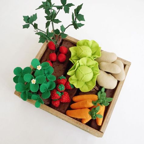 Healthy food made fun Felt vegetable garden full of veges that can be “harvested”. If it were real I’d have that strawberry plant picked… | Instagram Strawberry Planting, Wooden Tea Set, Fabric Food, Felt Fruit, Strawberry Plant, Wooden Play Kitchen, Wooden Dishes, Strawberry Picking, Pretend Food