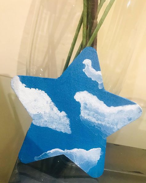 Himanshi Rai on Instagram: “The sky is the soul of all scenery☁️💙 . . Material used Mini star shaped canvas- @itsybitsycraftstore Paint brushes- @camlin_official…” Star Shaped Canvas Painting, Star Canvas Painting, Star Painting Ideas, Market Painting, Star Ideas, Painting Ideas On Canvas Simple, Cool Life, Cardboard Painting, Simple Acrylic