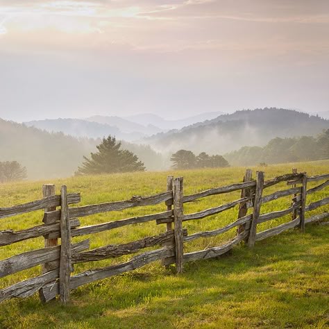 Fence line at dawn along the Blue Ridge Parkway. #blueridegeparkway #fence #smokeymountains #fog Fence Reference, Rural Vs Urban, Fence Drawing, Freedom Pictures, Trim Windows, Landscaping Lighting, Healthcare Art, Field Fence, Fence Painting